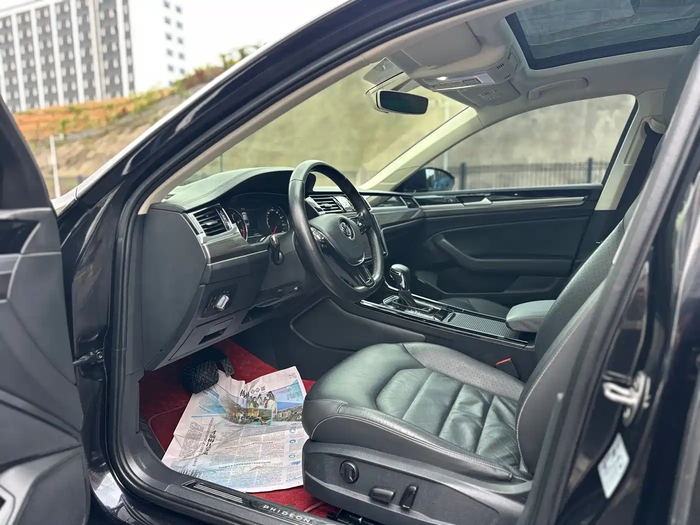 Volkswagen Phideon 2018 Facelift 380TSI FWD Business фото 4