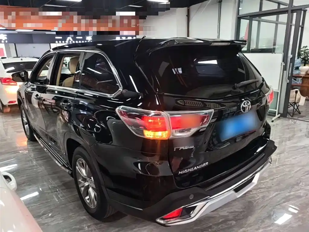 Toyota Highlander 2017 2.0T 4WD Elite 7-Seater фото 5