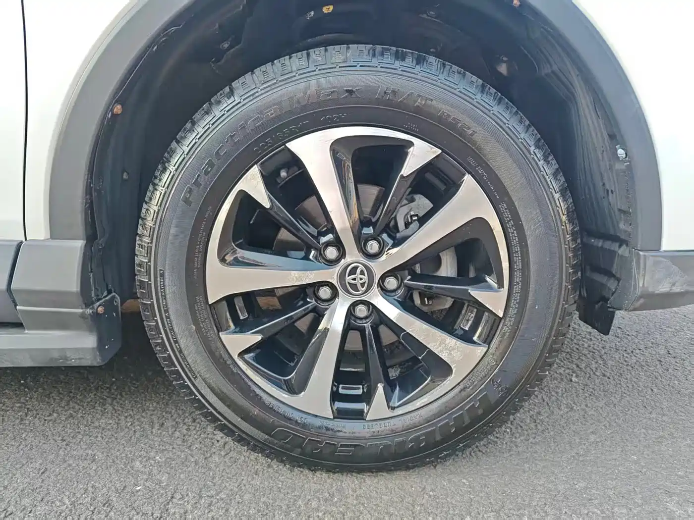 Toyota RAV4 Rongfang 2018 2.0L CVT 2WD Trend X Edition фото 13