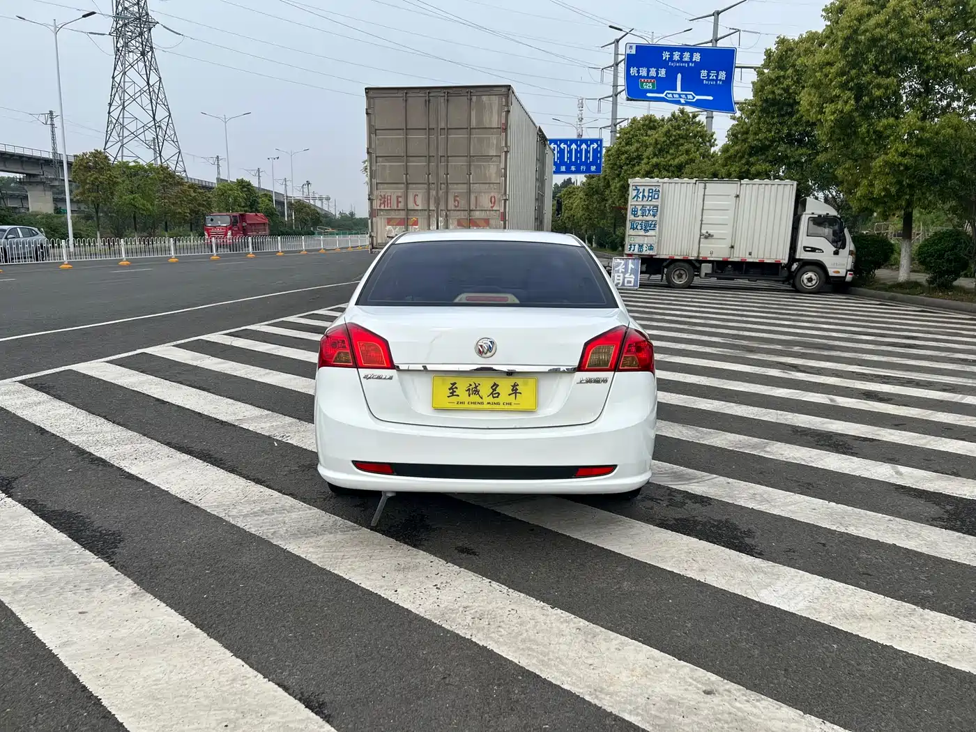 Buick Excelle 2013 1.5L Automatic Classic фото 14