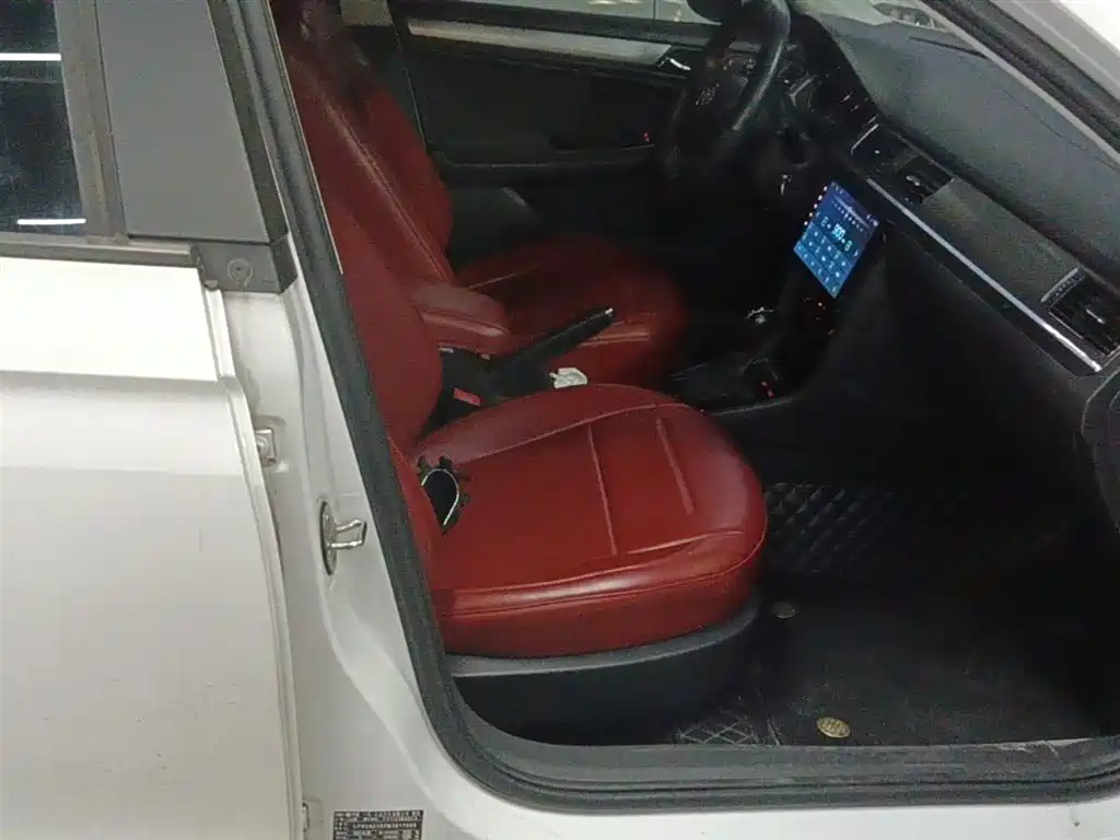Volkswagen Bora 2019 Facelift Bora Legend 1.5L Automatic Fashion Type China VI фото 25