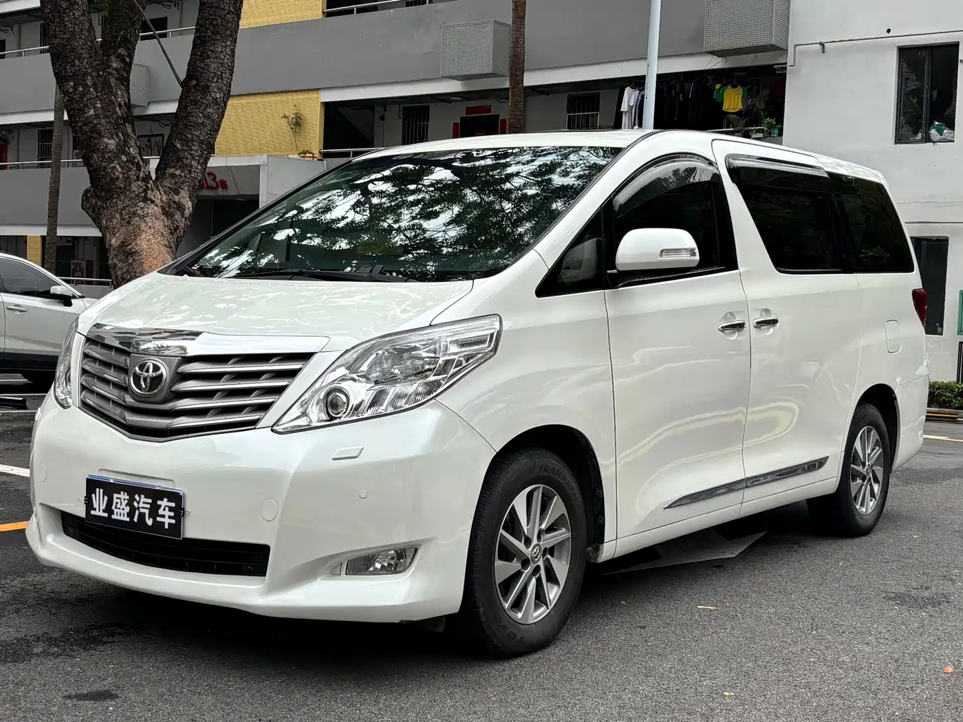 Toyota Alphard 2011 3.5L Luxury Edition