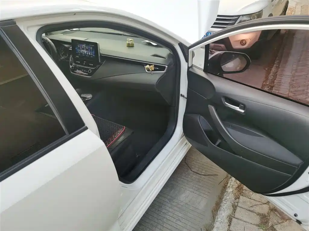 Toyota Corolla 2019 1.2T S-CVT GL-i Elite Edition фото 20
