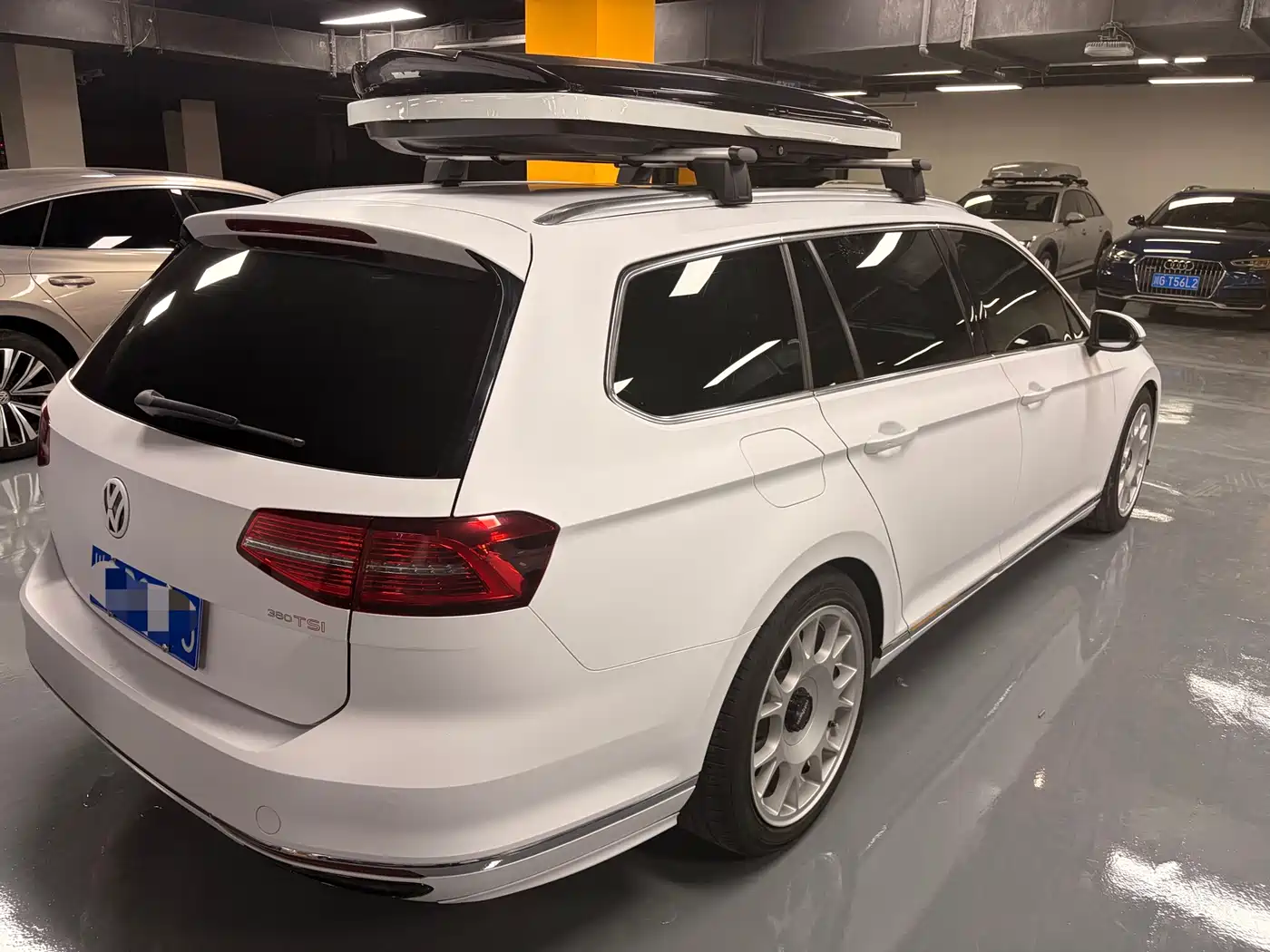 Volkswagen Weilan 2016 380TSI FWD R-line фото 9