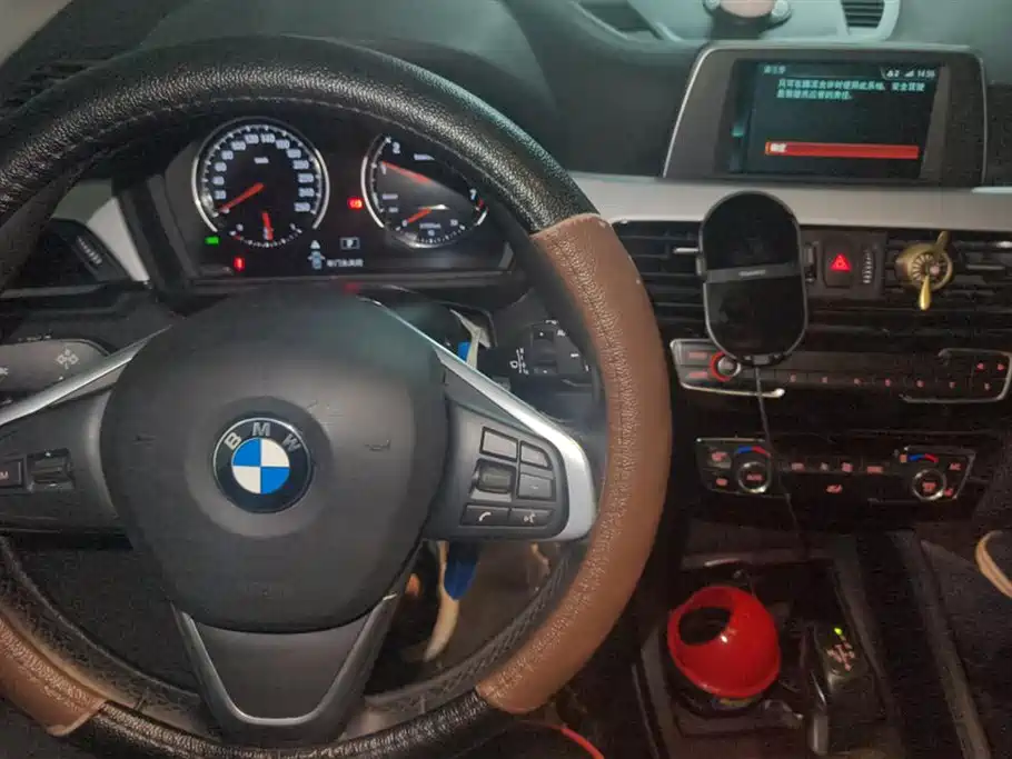 BMW X1 2018 sDrive20Li Leading Model фото 12