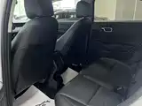 Photo 7 - Honda Vezel