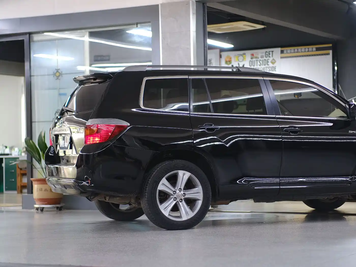 Toyota Highlander 2010 2009 3.5L 4WD 7-seater Luxury Edition