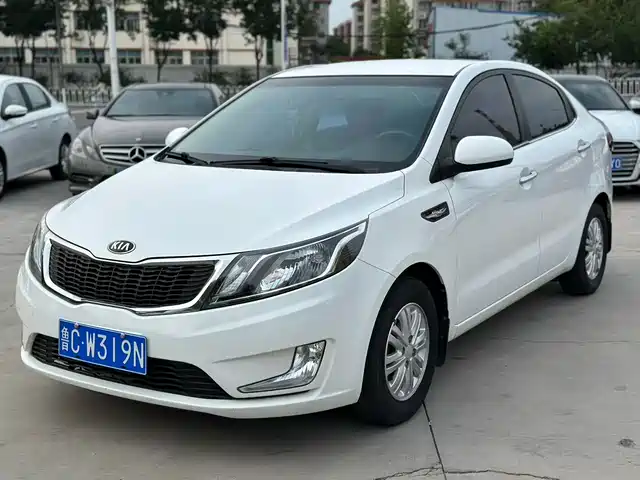  Kia Kia K2 2012 Sedan 1.4L AT GLS Commemorative Edition
