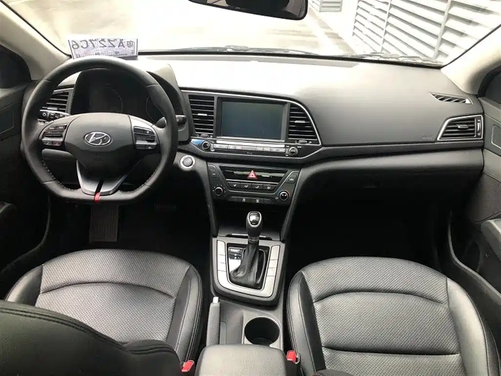 Hyundai Elantra 2019 1.4T Dual-clutch XuanDong·Vitality Type фото 6