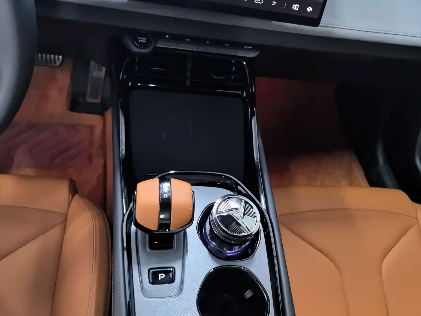 Changan UNI-V 2026 2025 1.5T 500Bar Premium Sport Model
