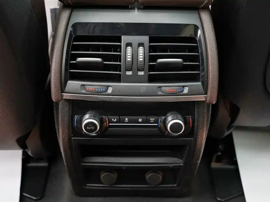 BMW X5 (Import) 2014 xDrive35i Elegance фото 22