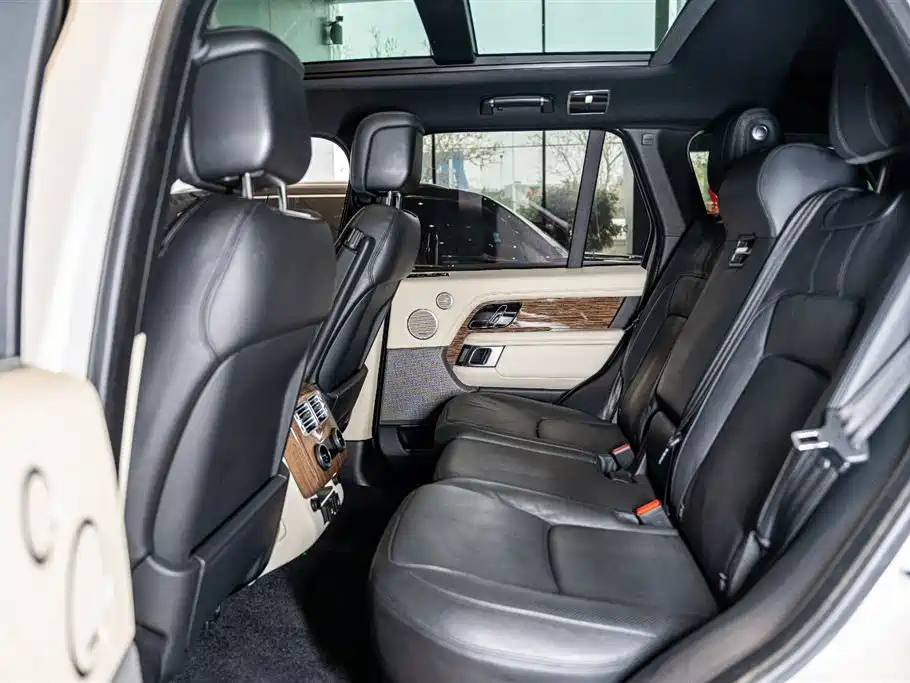 Land Rover Range Rover 2018 3.0 SC V6 Vogue Heritage Edition фото 14