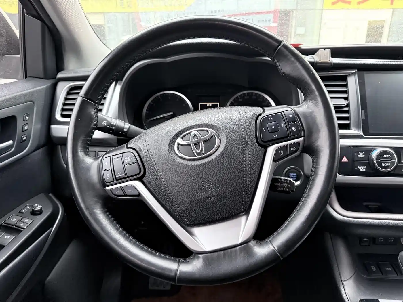Toyota Highlander 2018 2.0T 4WD Ultimate 7-seater China VI фото 13