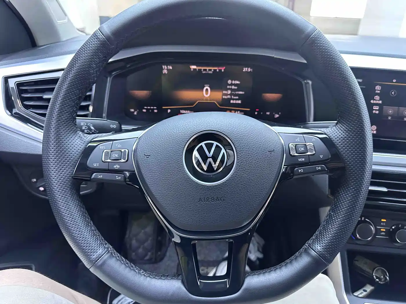 Volkswagen Polo 2024 2023 Facelift Plus 1.5L Auto Chroma Tech Edition