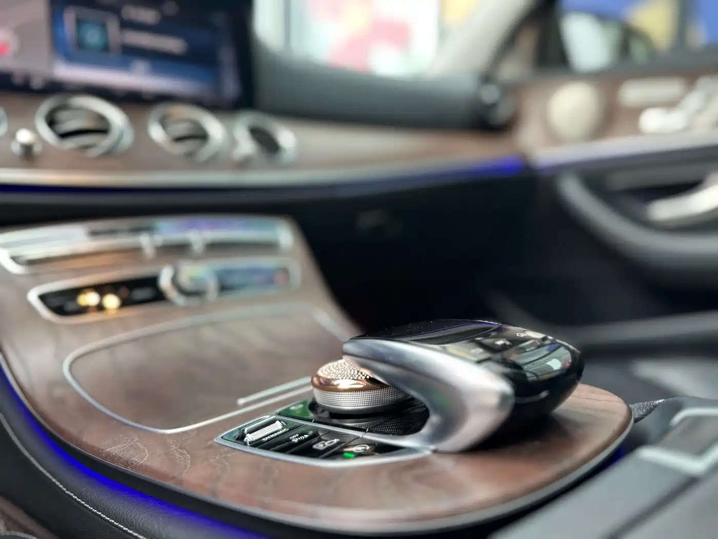 Mercedes-Benz E-Class 2018 Facelift E 300 L Luxury фото 10