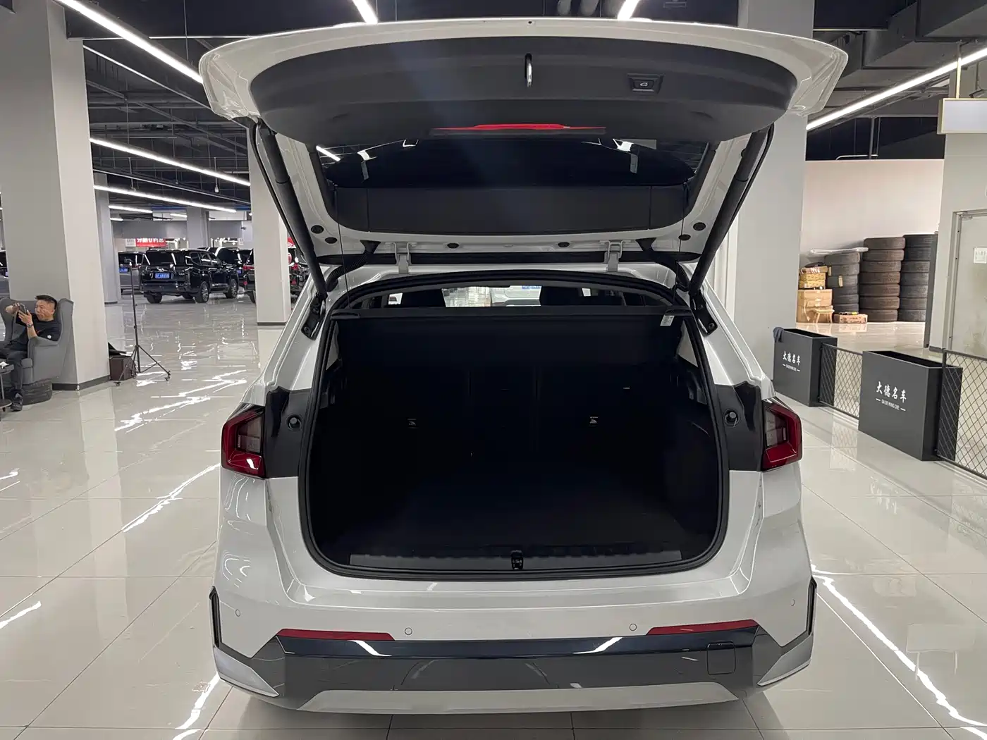 BMW X1 2023 sDrive20Li X Design Package фото 11