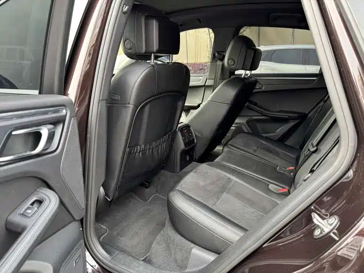 Porsche Macan 2017 Macan 2.0T фото 5