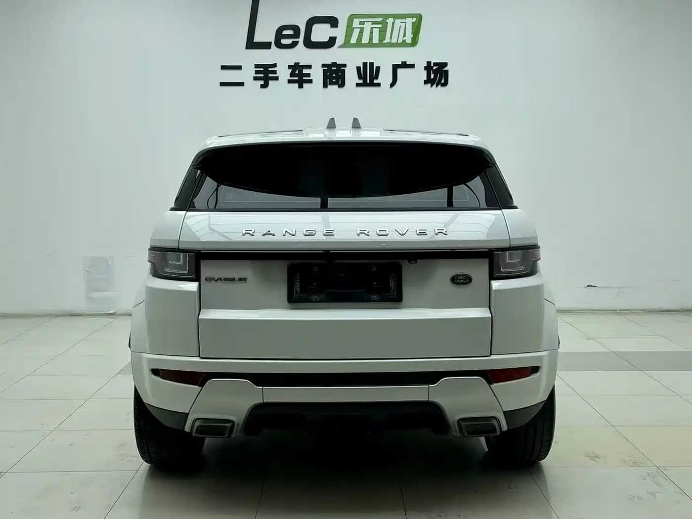 Land Rover Range Rover Evoque 2018 240PS SE DYNAMIC Smart Edition фото 16