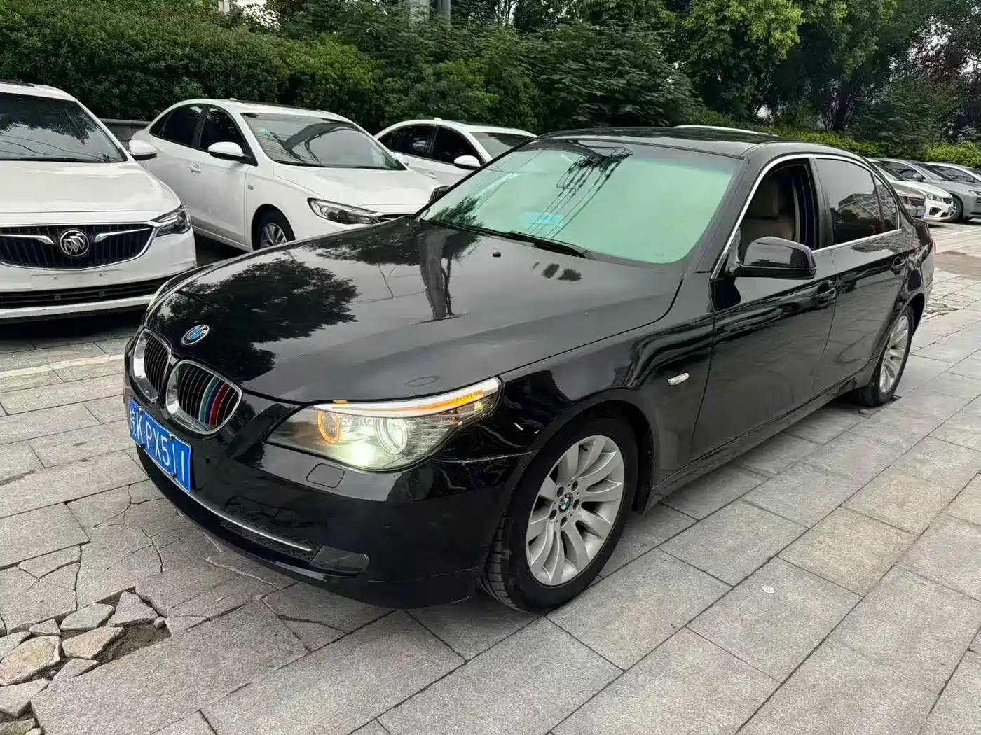 Фото 1 - BMW 5 Series