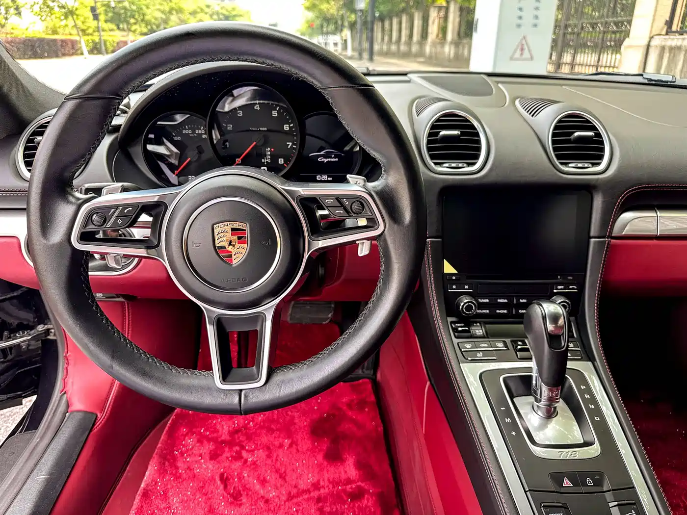 Porsche 718 2022 Cayman 2.0T фото 12