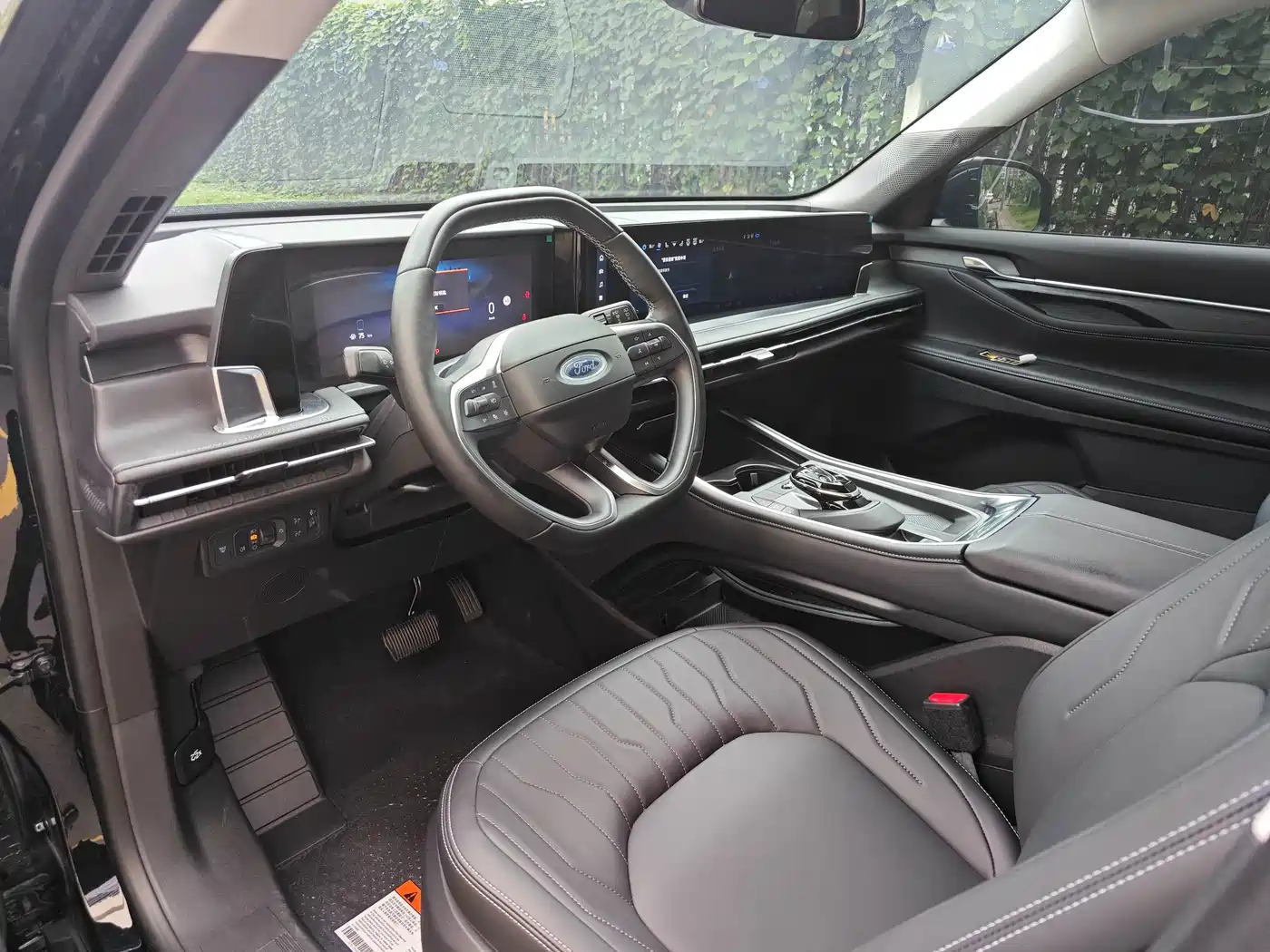 Ford Edge 2026 2025 Edge L 2.0T EcoBoost E Hybrid FWD 7-seater Luxury