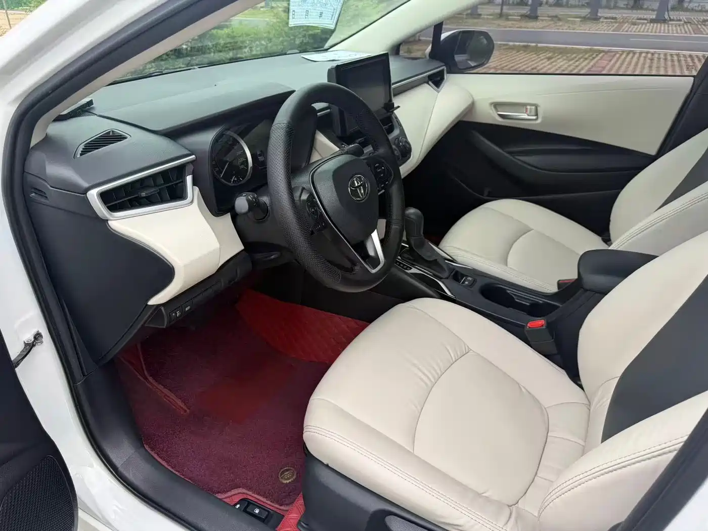 Toyota Corolla 2021 1.2T S-CVT Pioneer Edition фото 6