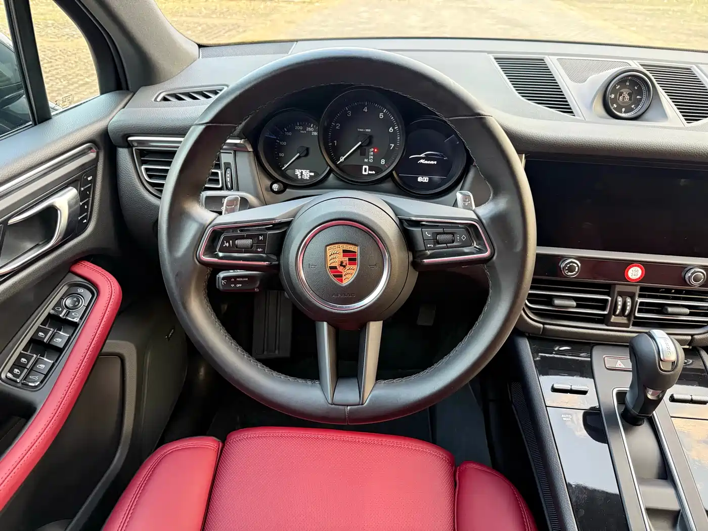 Porsche Macan 2022 Macan 2.0T фото 7