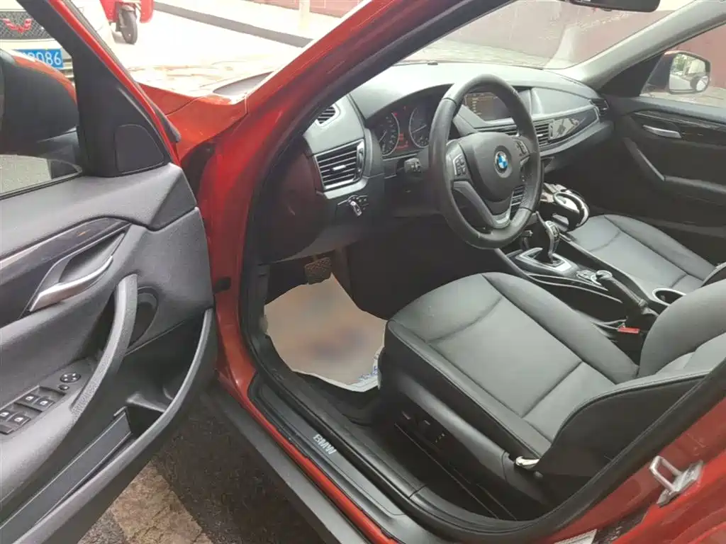 BMW X1 2015 Model sDrive18i Leading Advanced Edition фото 16