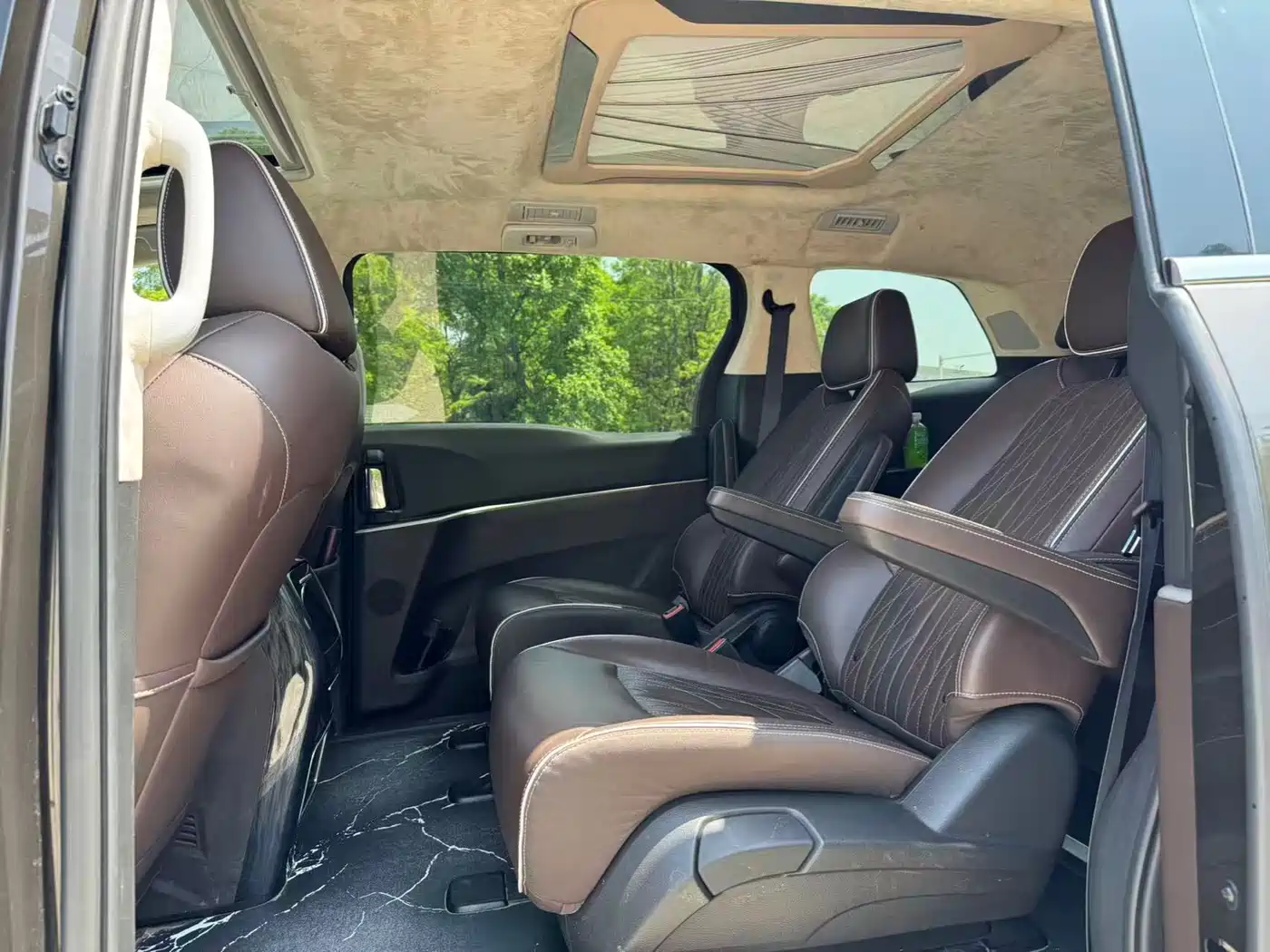 Buick GL8 2021 Land Business Class 652T Luxury фото 4