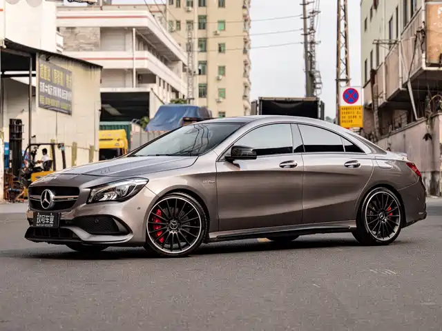 MERCEDES-BENZ CLA AMG