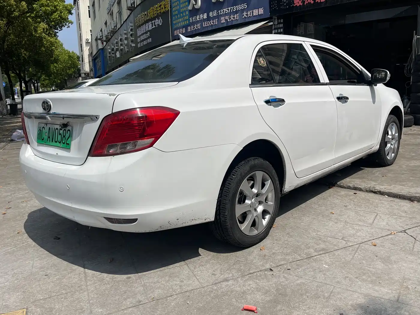 BYD E5