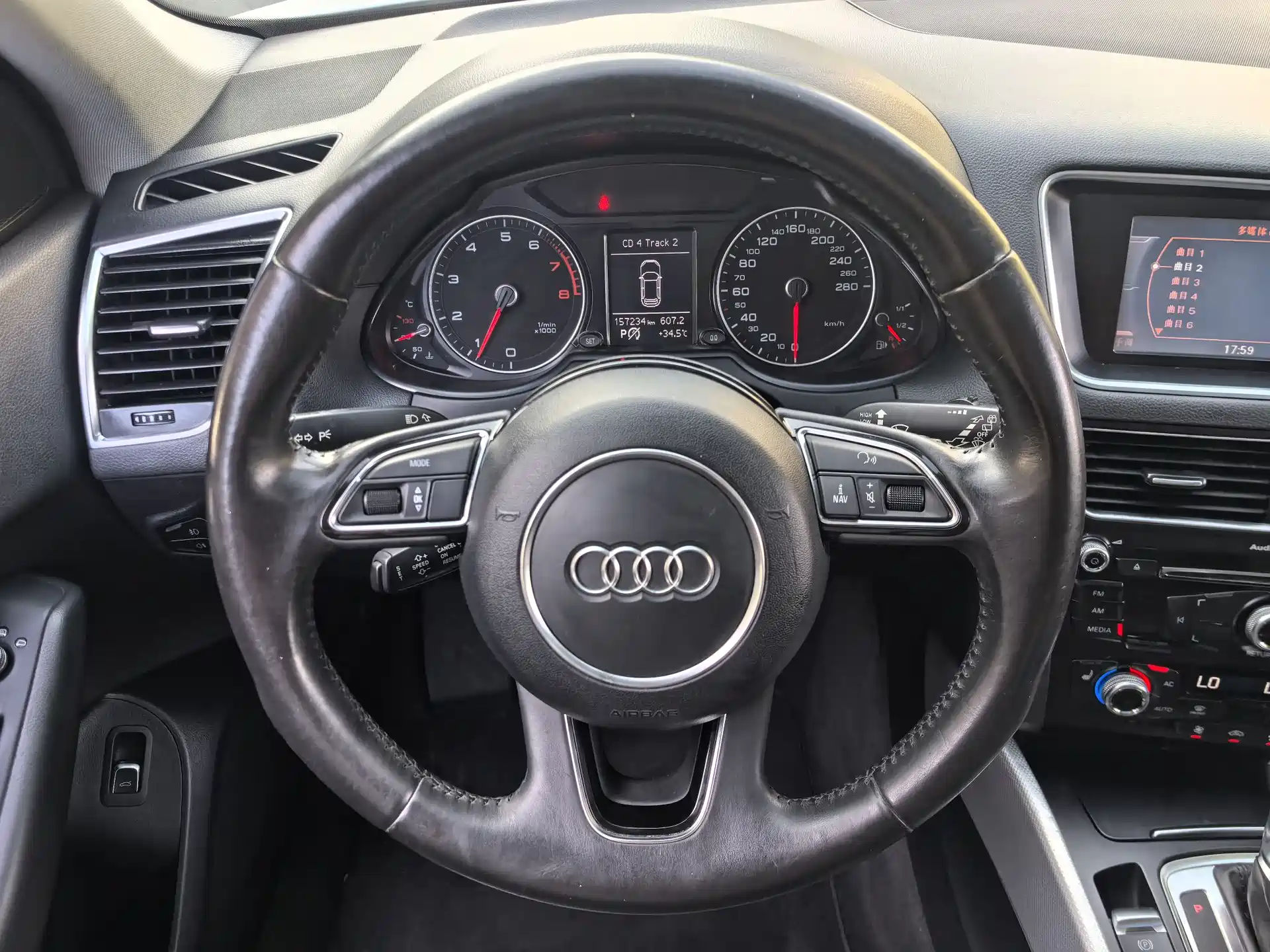 Фото 22 - Audi Q5