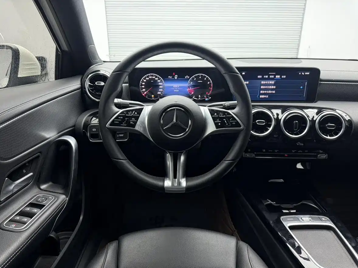 MERCEDES-BENZ A CLASS