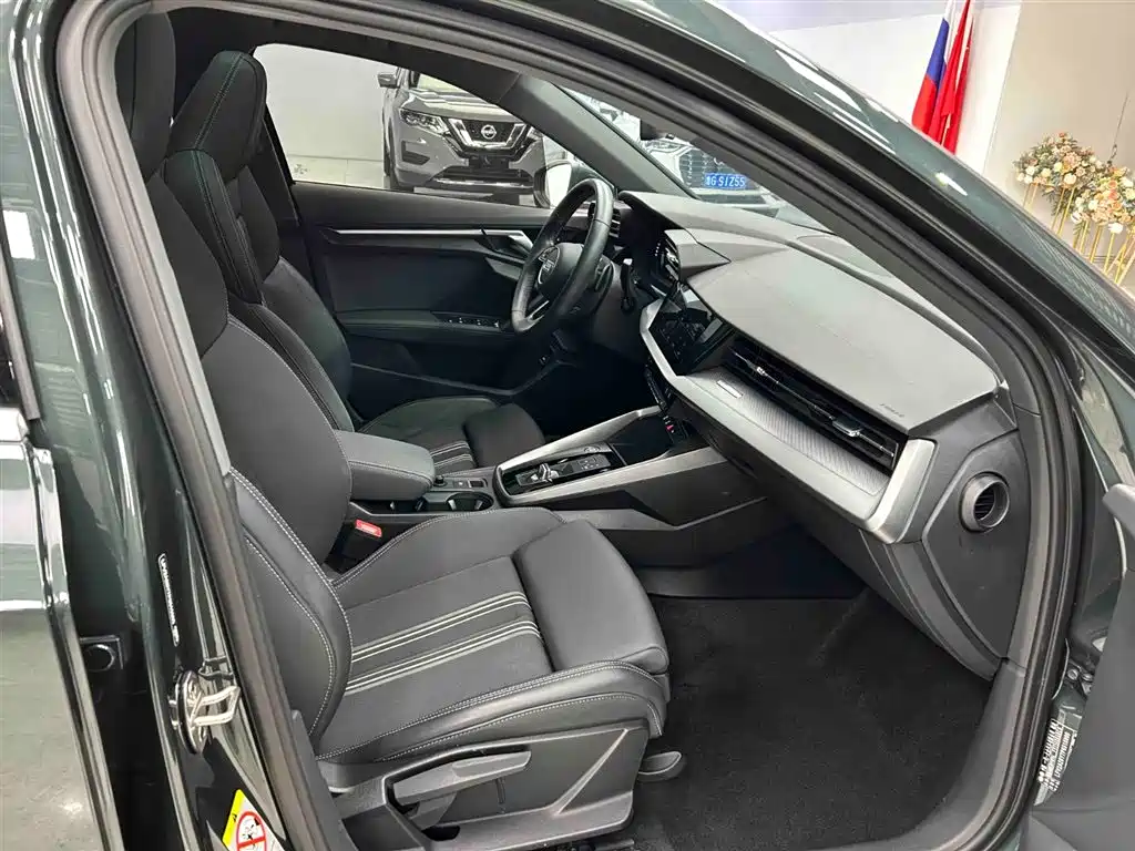 Audi A3 2023 A3L Limousine 35 TFSI Fashion Sport фото 13