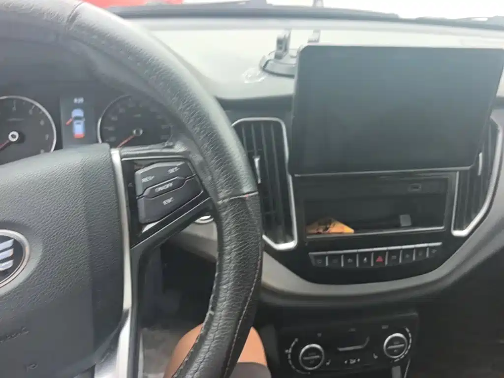 FAW Senya R7 2016 2016 1.6L Manual Premium