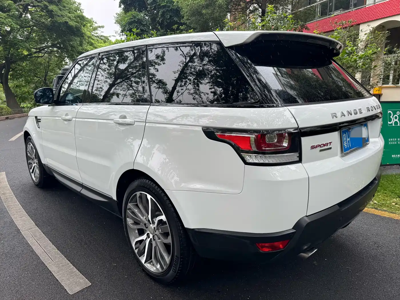 Land Rover Range Rover Sport 2014 3.0 SC V6 HSE DYNAMIC фото 4
