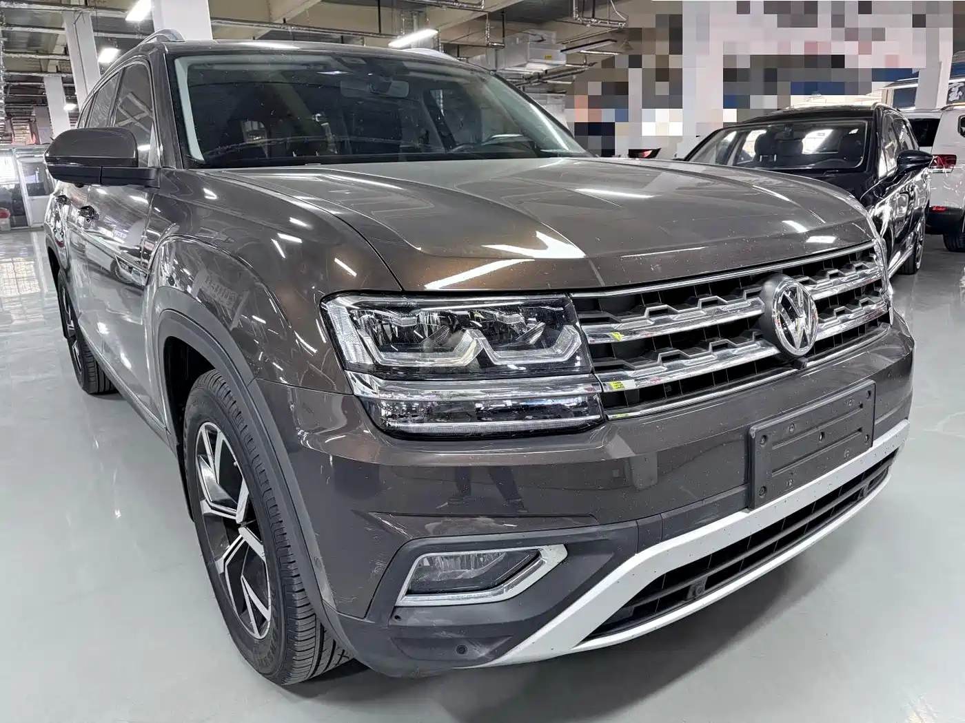 Volkswagen Teramont 2019 380TSI 4WD Luxury Edition China VI фото 2