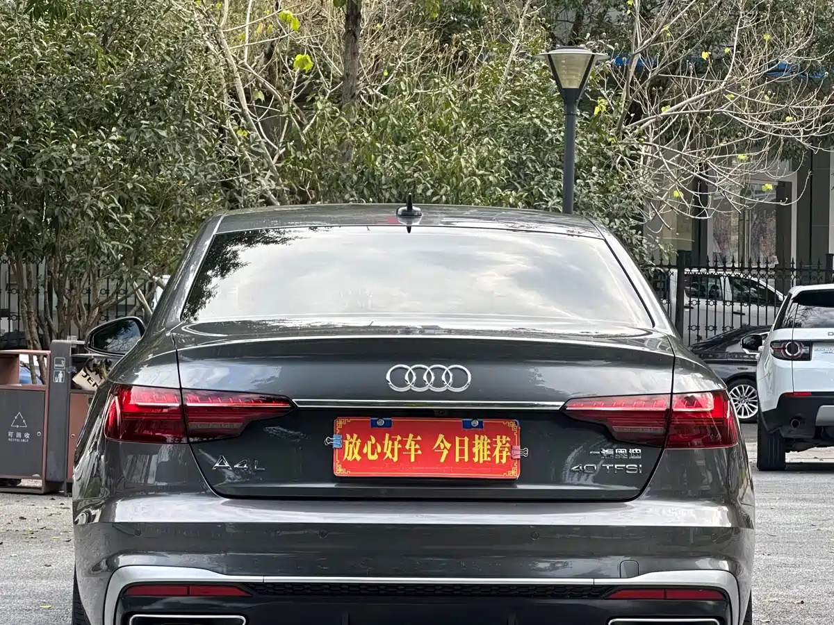 Audi A4L 2022 40 TFSI Luxury Elegance фото 8