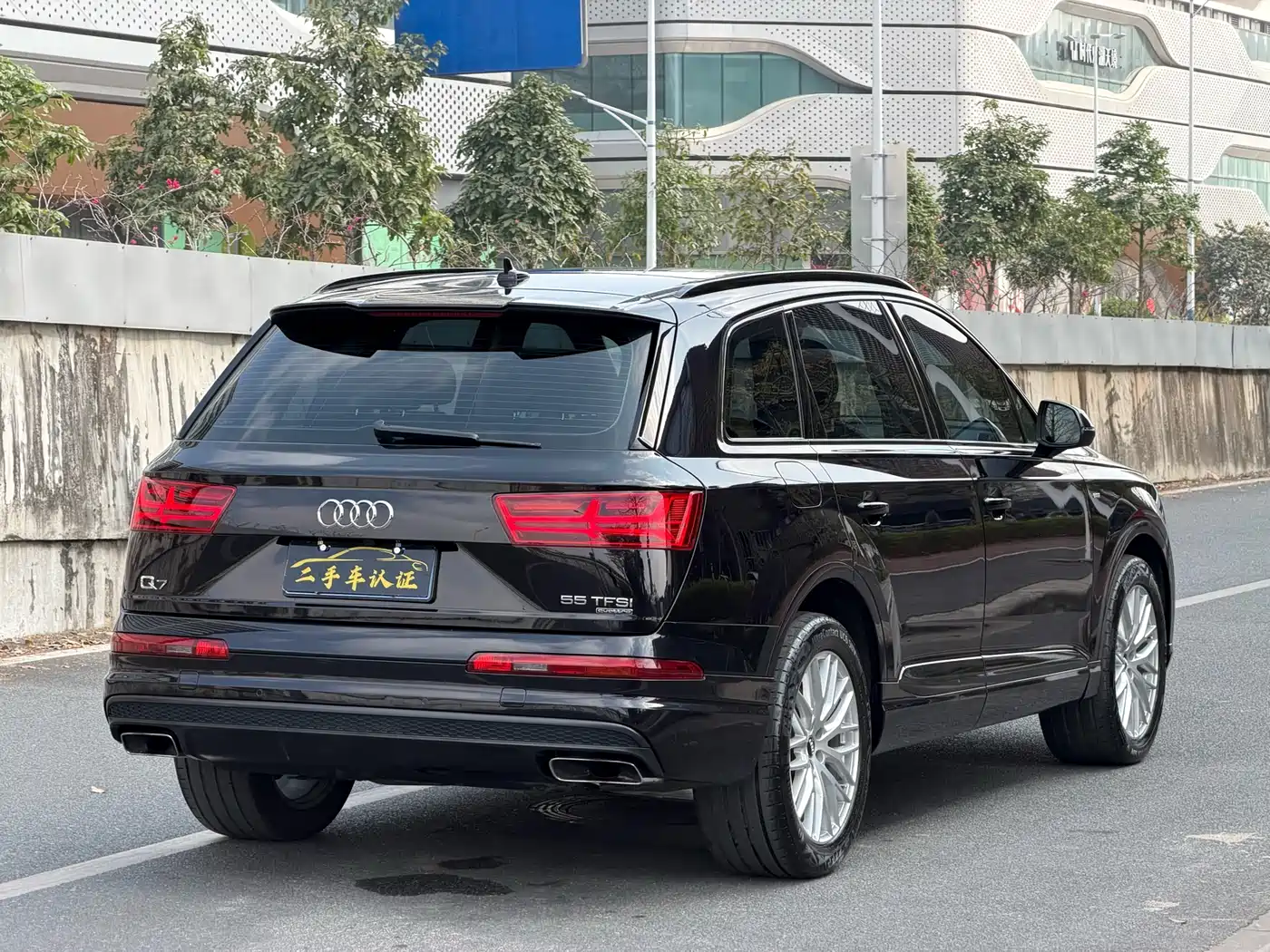 Audi Q7 2019 55 TFSI S line Sport фото 8