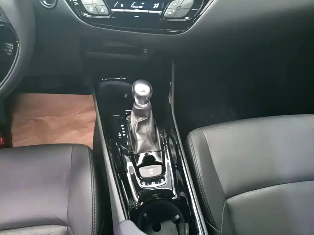 Toyota IZOA 2019 2018 2.0L Speed Edition China VI