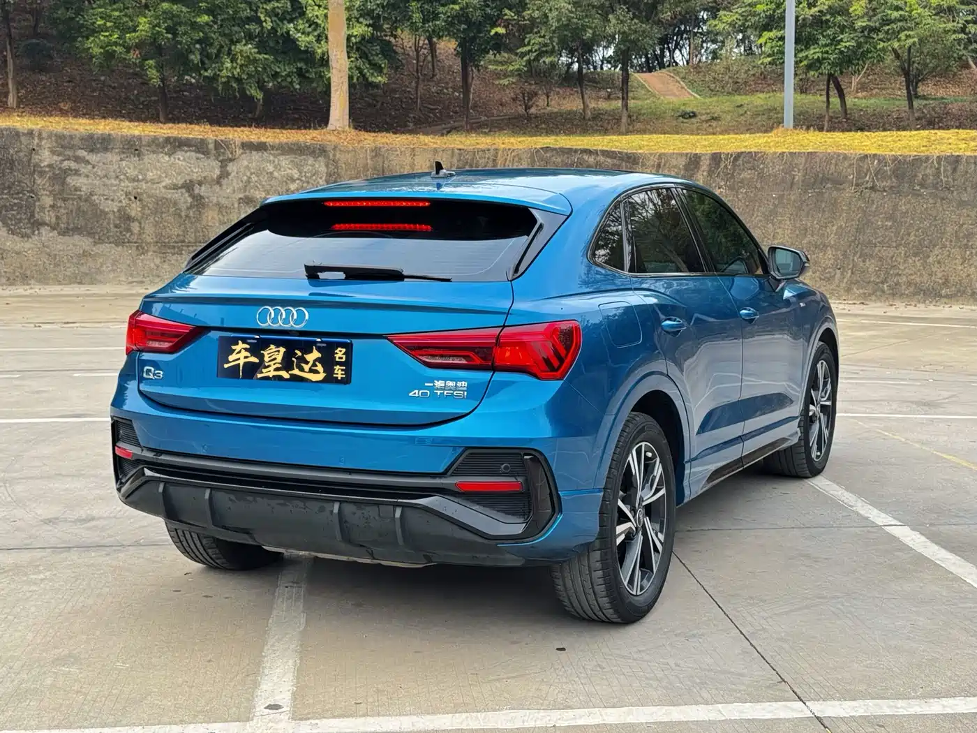 Audi Q3 Sportback 2023 40 TFSI Fashion фото 3