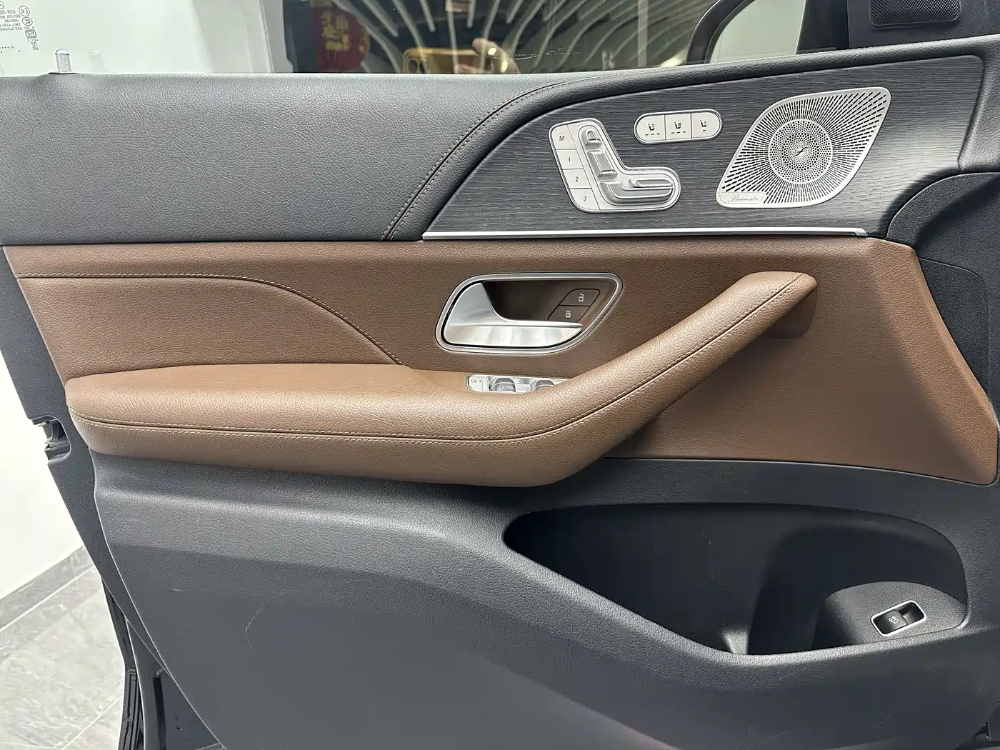 Mercedes-Benz GLS 2024 GLS 450 4MATIC Fashion Edition фото 24