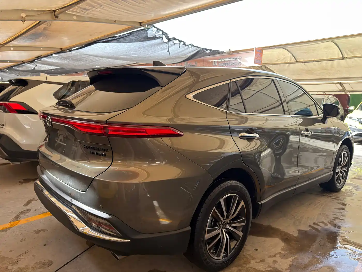 Toyota Lingfang HARRIER 2022 Hybrid 2.5L CVT 2WD Luxury Edition фото 7