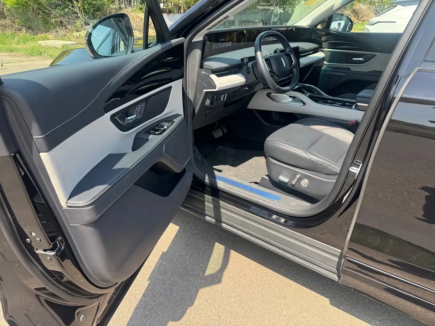 Lincoln Nautilus 2026 2025 2.0T AWD Premium Hybrid