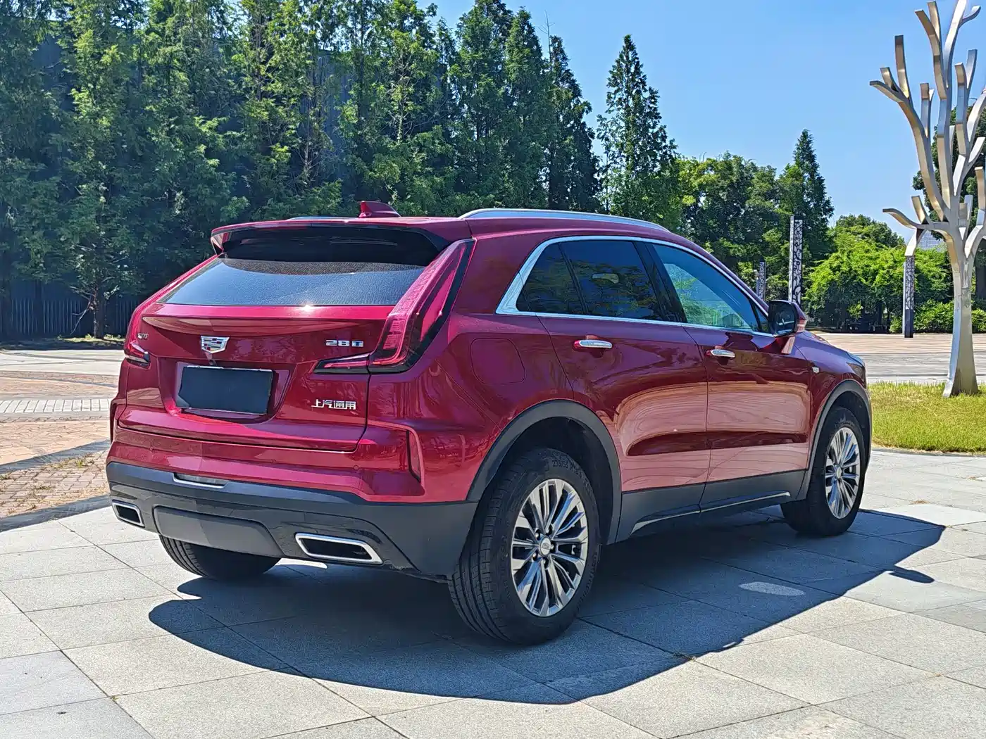 Cadillac XT4 2025 2024 28T 2WD Luxury