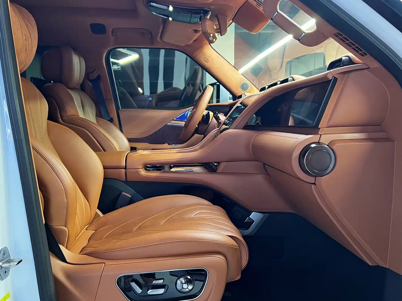Yangwang U8 2024 2023 Luxury Edition