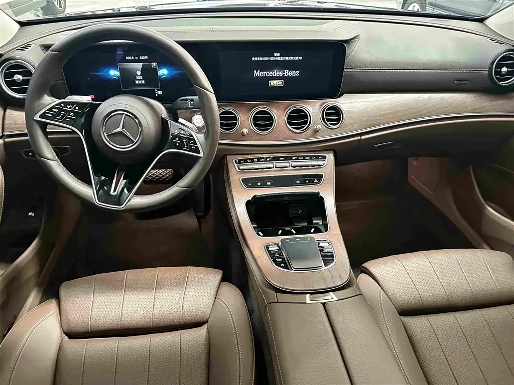 Mercedes-Benz E-Class, миниатюра 14