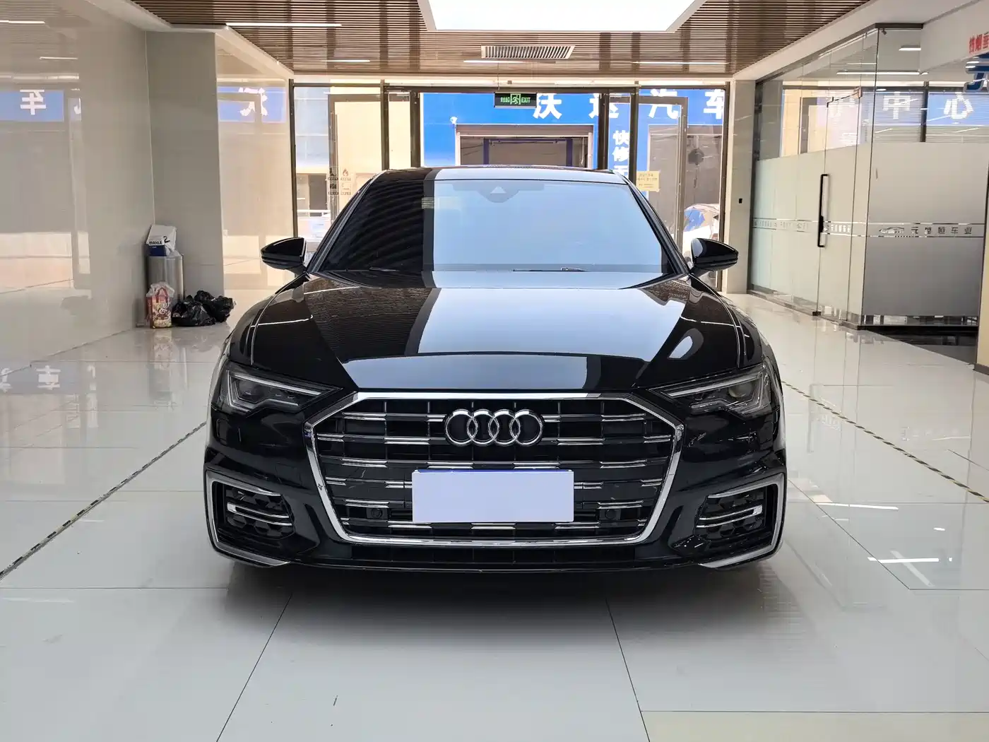 Audi A6L 2024 40 TFSI Luxury Elegance фото 2