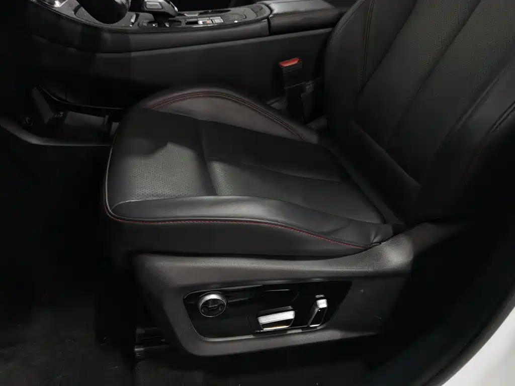 Dongfeng Fengxing Fengxing T5 EVO 2021 2021 1.5TD DCT Diamond Edition