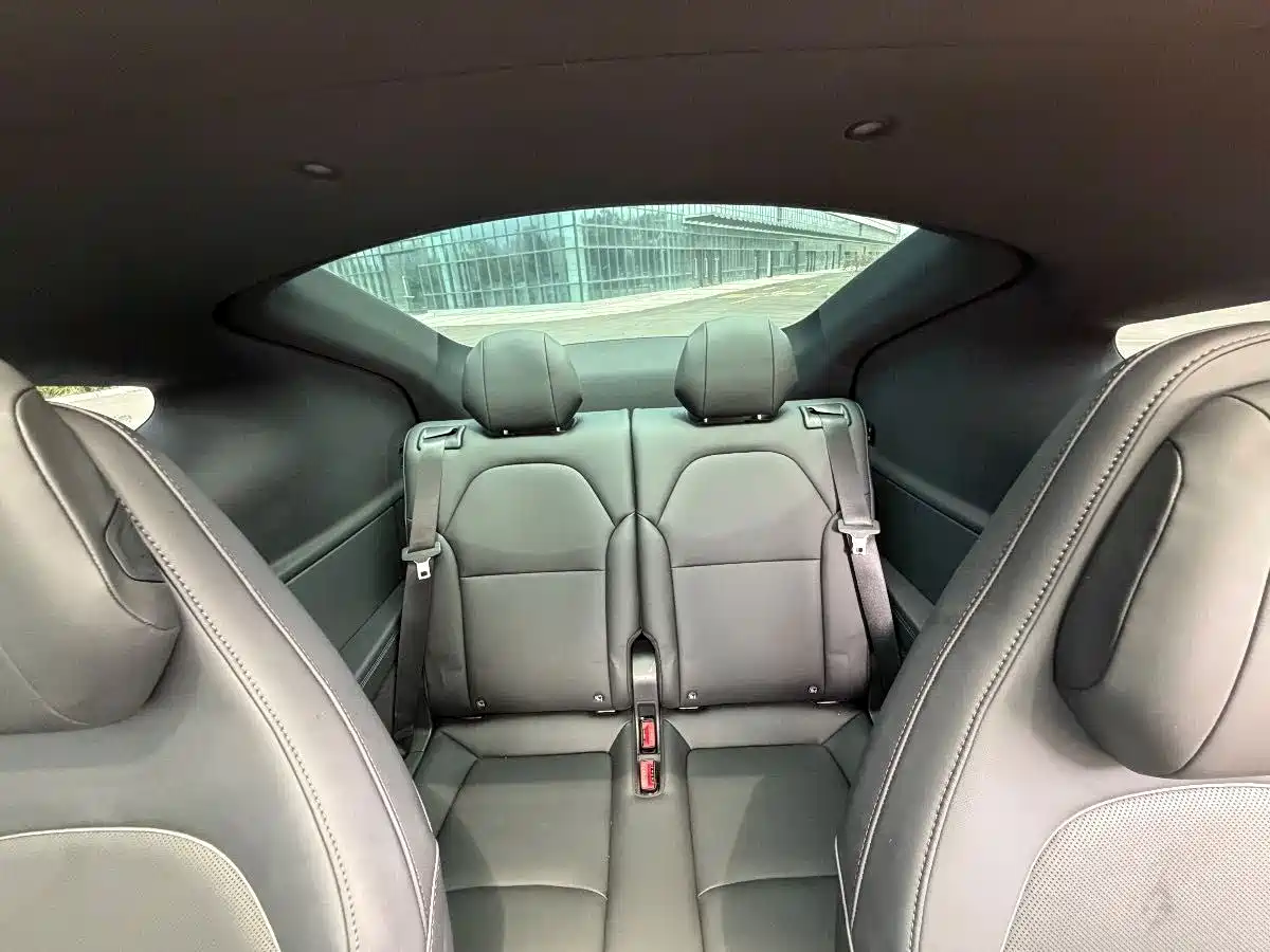 Tesla Model Y L 2025 2025 Facelift Long Range AWD